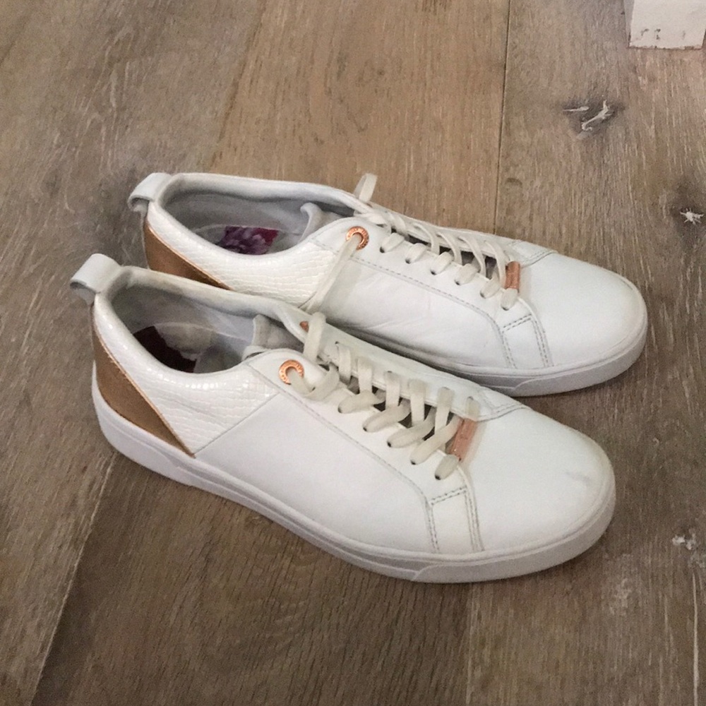 White elegant sneakers